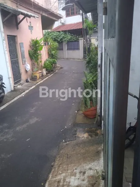 image RUMAH 2 LANTAI DI JAKPUS, LT 100M², HGB, SIAP HUNI (7)