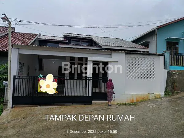 image RUMAH CANTIK DI PERUMAHAN POLISI  (5)