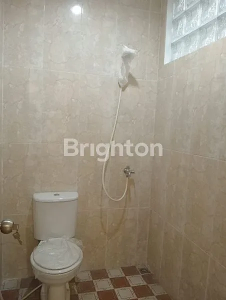 image RUMAH 3 LANTAI SIAP HUNI DI TAMAN CHRYSANT BSD CITY (8)