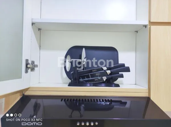 image APARTEMEN 3BR FULL FURNISHED VIEW LAPANGAN BASKET AYODHYA BY ALAM SUTERA (7)