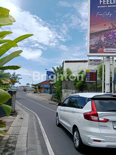 image RUKO DAERAH CANGGU PUSAT KERAMAIAN COCOK UNTUK BISNIS (3)