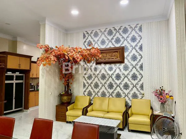 image DIJUAL– RUMAH MEWAH TAMAN PALEM LESTARI (2)