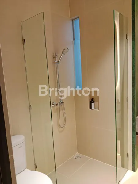 image RUMAH MEWAH JAKARTA BARAT (4)