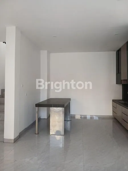 image RUMAH CLUSTER MEWAH DAN MODERN DAERAH JLN PINUS 1 DEKAT PERUM CEMARA ASRI (6)