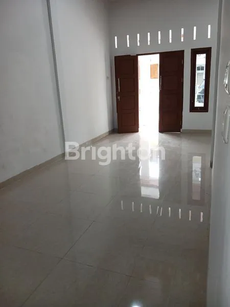 image RUMAH CLUSTER MEWAH DAN MODERN DAERAH JLN PINUS 1 DEKAT PERUM CEMARA ASRI (2)