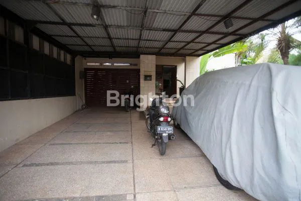 image DIJUAL MURAH – RUMAH MEWAH DI KAWASAN ELIT & STRATEGIS  (7)