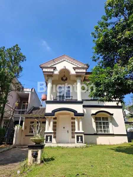RUMAH 5 KT DI LEGENDA WISATA, LT 297M², FASILITAS LENGKAP
