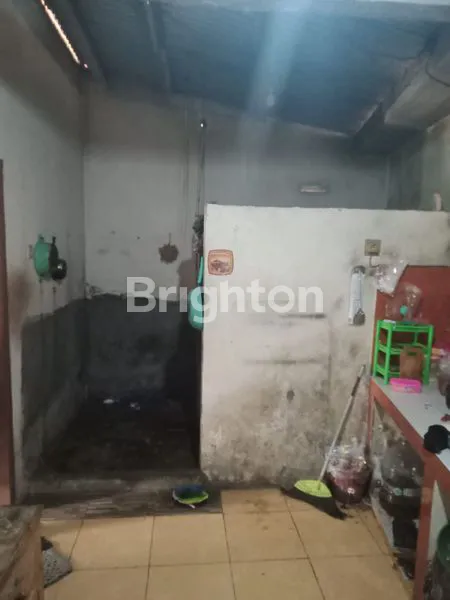 image RUMAH POJOK LUAS 185 M² DI PISANGAN JAYA SEPATAN – SIAP HUNI, ADA GUDANG 60 M², HARGA NEGO! (8)