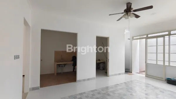 image RUMAH 2 LANTAI SIAP HUNI DI ISTANA MENTARI SIDOARJO (5)