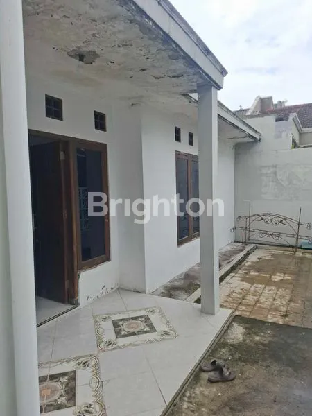 image MAU SEWA RUMAH DEKAT MASJID (2)