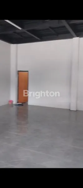 image GUDANG STRATEGIS DI LEGOK, SIAP UNTUK INDUSTRI (2)