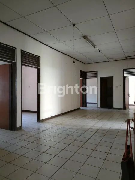 image RUMAH LUAS 290M² DI ARJOSARI, DEKAT PLAZA ARAYA (4)