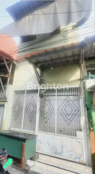 image RUMAH PLUS WARUNG DI TANJUNG PRIOK (2)