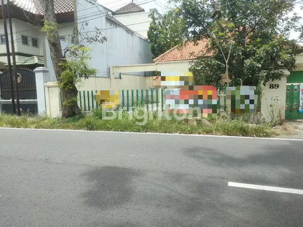 image HUNIAN PREMIUM 438M² DI SOLO, AKSES TOL MUDAH (2)