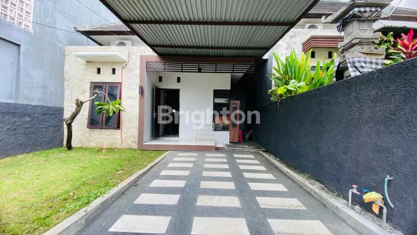 image 2 BEDROOMS MINIMALIST HOUSE FOR RENT (DISEWAKAN) IN DALUNG, KUTA UTARA  (1)