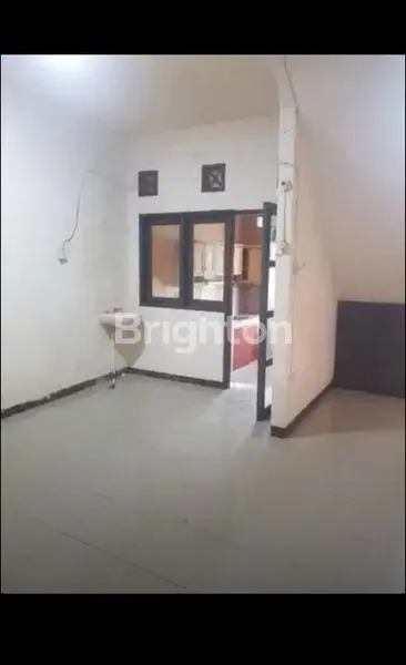 image DIJUAL DAN DISEWAKAN RUMAH 2 LANTAI (3)