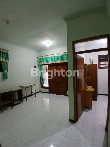 image RUMAH 6 KAMAR SIAP HUNI DI BLIMBING, MALANG (3)