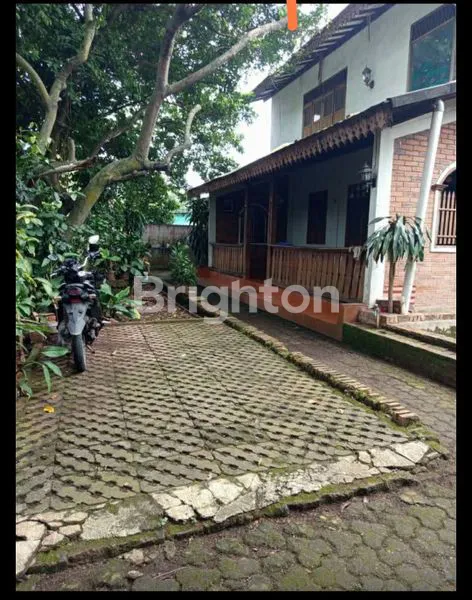 image DIJUAL CEPAT RUMAH STRATEGIS DAN BONUS TANAH YANG LUAS (2)