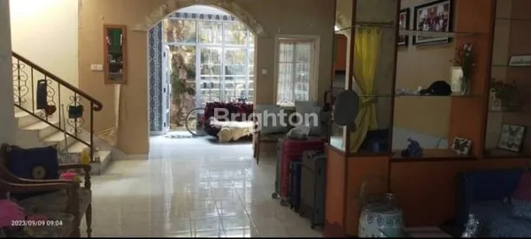 image DIJUAL RUMAH 2 LANTAI DI TAMAN DUTAMAS BATAM CENTRE (4)