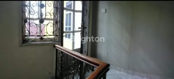 image DIJUAL RUMAH 2 LANTAI DI TAMAN DUTAMAS BATAM CENTRE (6)