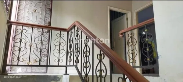 image DIJUAL RUMAH 2 LANTAI DI TAMAN DUTAMAS BATAM CENTRE (7)