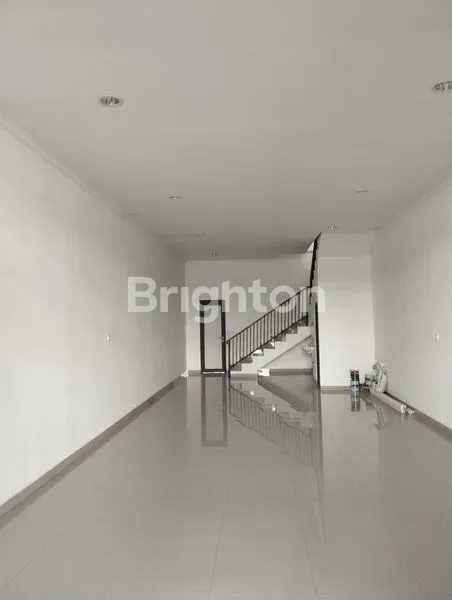 image RUKO 2 LANTAI STRATEGIS DEPAN PASAR, DENPASAR (8)