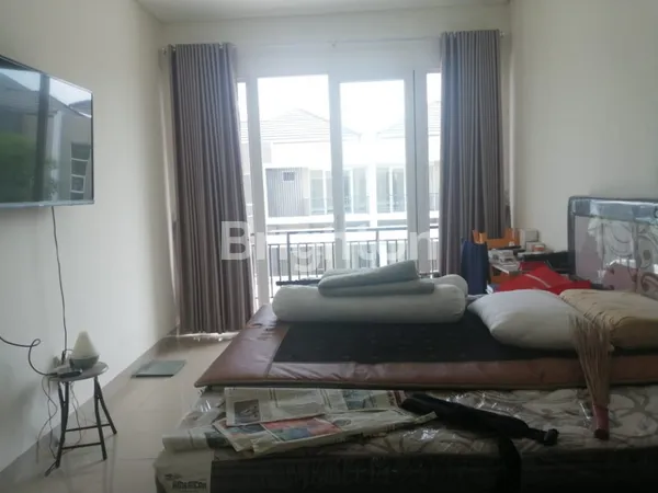 image DIJUAL RUMAH DI KAWASAN ELITE ORCHARD PARK (4)