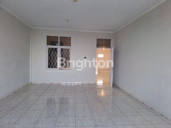 image  DISEWAKAN RUKO 3 LANTAI SUPER STRATEGIS – JL. GATOT SUBROTO BARAT (4)