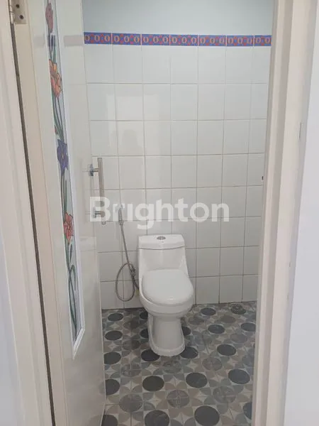 image RUMAH BARU RENOVASI CLUSTER TEPI JALAN RAYA SAWANGAN DEPOK (5)