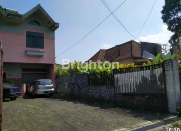 image RUMAH MEWAH LEMBANG 8KT, LT 800M² HALAMAN LUAS (1)