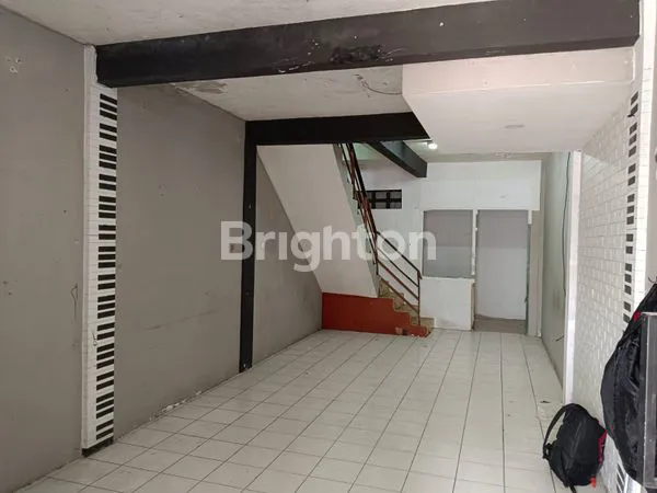 image INVESTASI RUKO 2 LANTAI, LOKASI RAMAI DEPOK TIMUR (2)