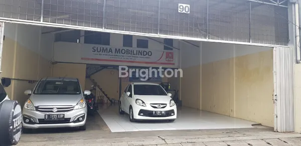 image RUKO BEKAS SHOWROOM MOBIL DI KLENDER (3)