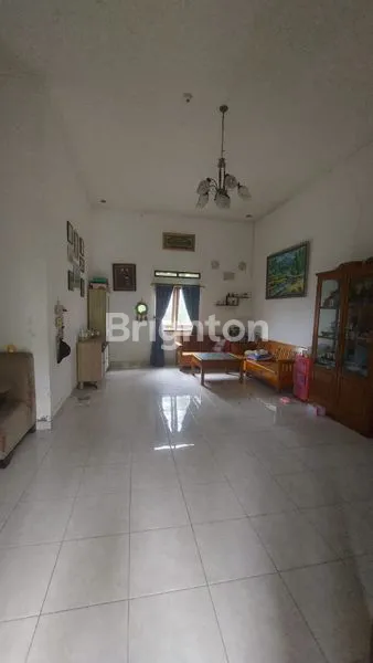 image RUMAH DAN USAHA MENYATU (6)