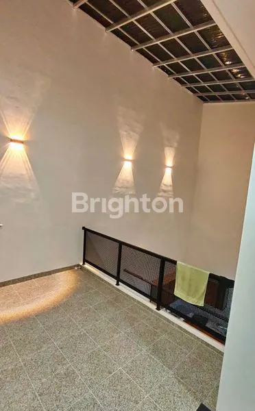 image RUMAH 3 LANTAI 191 M2 PLUIT KARANG AYU JAKARTA UTARA (7)