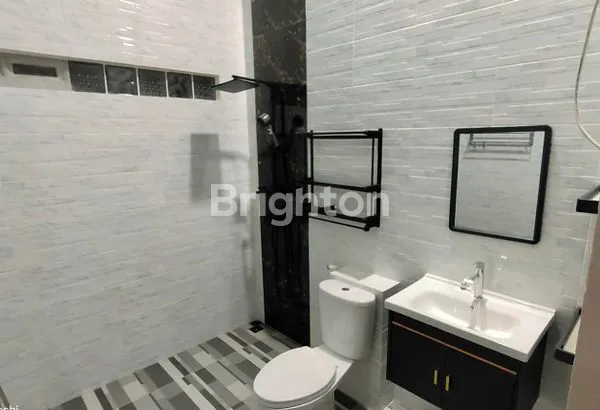 image RUMAH 3 LANTAI 191 M2 PLUIT KARANG AYU JAKARTA UTARA (8)