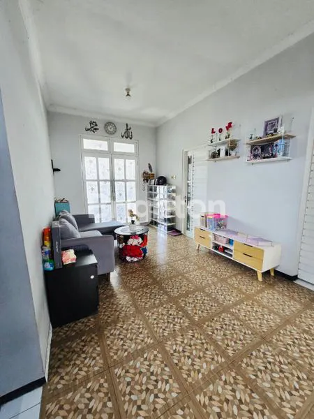 image RUMAH SIAP HUNI MANYAR RESORT (5)