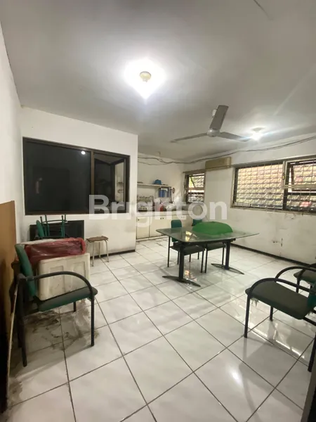 image RUMAH 1¹/₂ LANTAI PUSAT KOTA SERUNI SURABAYA NEGO DKT GRAND CITY (6)