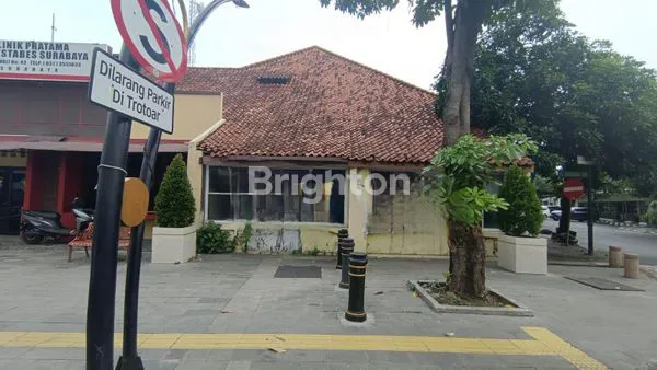 image RUMAH HITUNG TANAH COMMERCIAL AREA NOL JALAN RAJAWALI (1)
