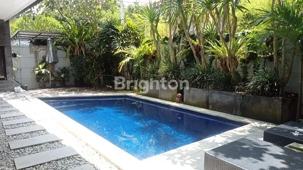 image VILLA EKSKLUSIF DI CANGGU, 3+1 KT, POOL PRIBADI & ROOFTOP (1)