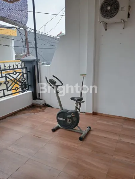 image RUMAH STRATEGIS FULL FURNISHED LT 120M² DI SIDOARJO (5)