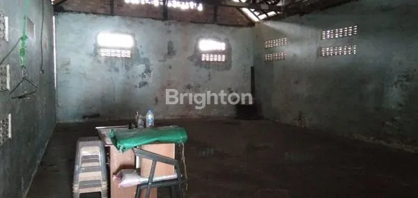 image GUDANG SIAP PAKAI DI LOKASI STRATEGIS JL SUNGAI AMPAL UNTUK USAHA DAN INVESTASI (2)