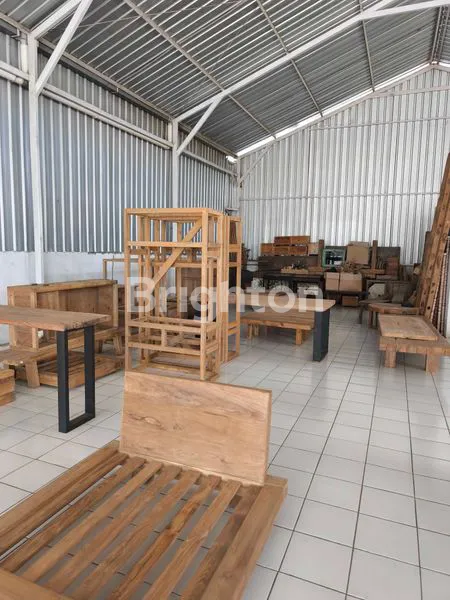 image OVER KONTRAK GUDANG STRATEGIS DI KEROBOKAN SIAP PAKAI (5)