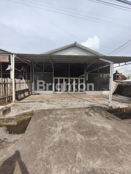 image OVER KONTRAK GUDANG STRATEGIS DI KEROBOKAN SIAP PAKAI (1)