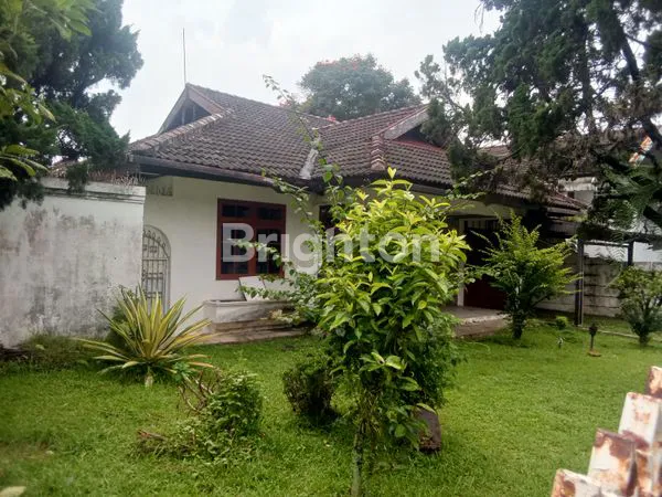 image RUMAH STRATEGIS BABAKAN JERUK DI HOOK (1)
