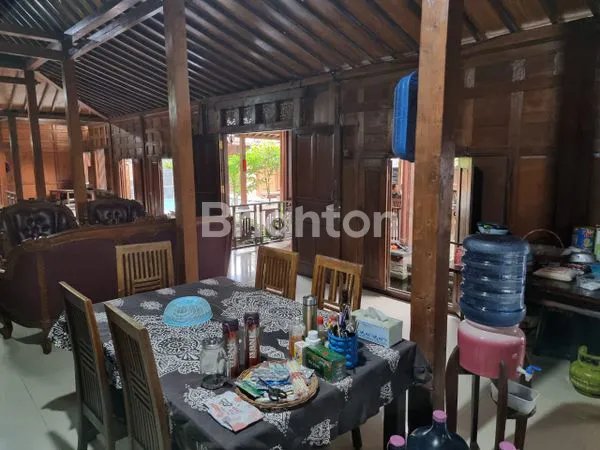 image RUMAH MEWAH 5 KT DI JALAN KALIURANG, LT 607 M² (7)