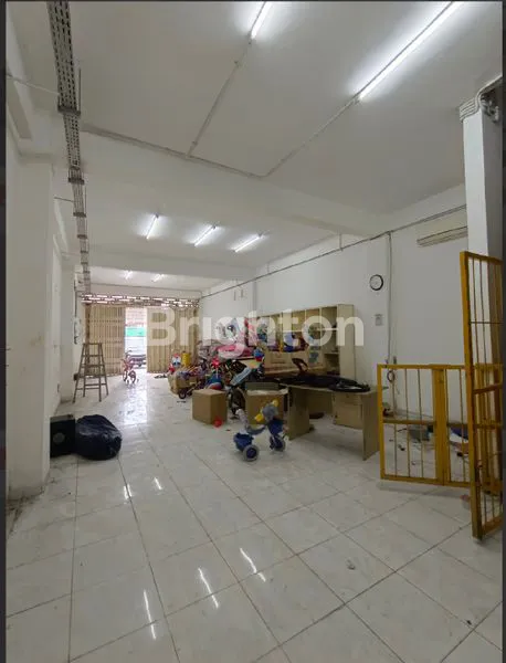 image RUKO STRATEGIS GATOT SUBROTO TENGAH (3)