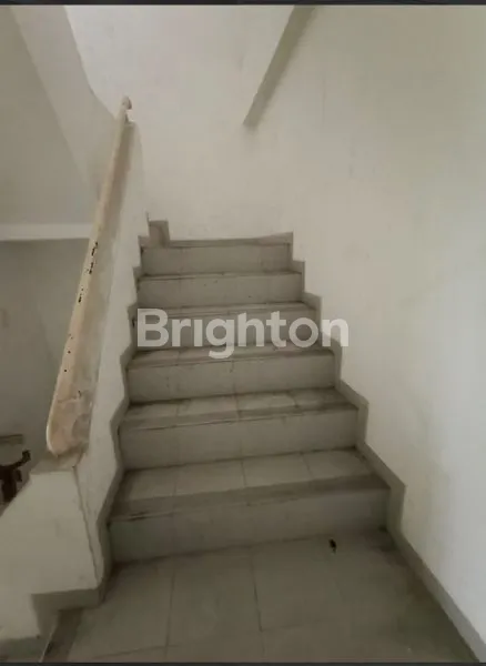 image RUKO STRATEGIS GATOT SUBROTO TENGAH (4)