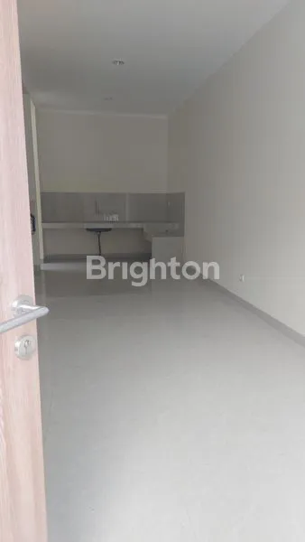 image RUMAH BARU 2 LANTAI AREA GADING SERPONG TANGERANG  (3)