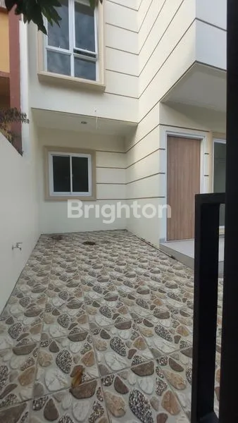 image RUMAH BARU 2 LANTAI AREA GADING SERPONG TANGERANG  (1)