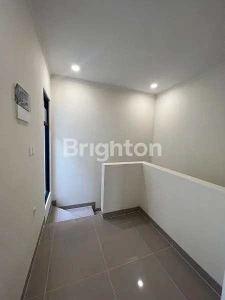 image LEONARA SYMPHONIA (7)